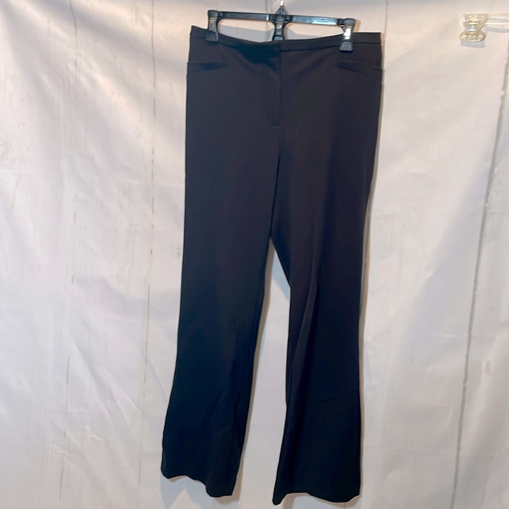 Chico's Black Trousers Slacks Pants. 1.5 Short. Like New